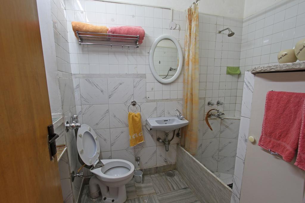 Nina Kochhar'S Homestay Neu-Delhi Zimmer foto